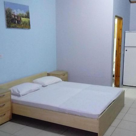Camping Elizabeth Hotel Kalyvia Varikou Luaran gambar